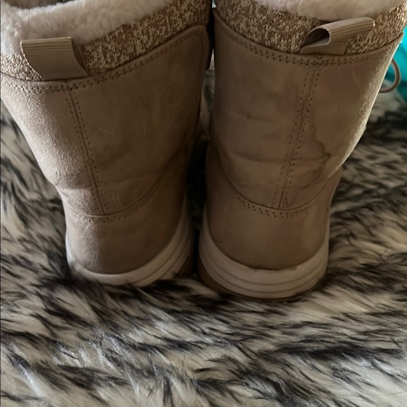 Ryka Tan Winter Rain Boots with Fleece Lining - Picture 3 of 5